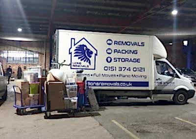 removals van